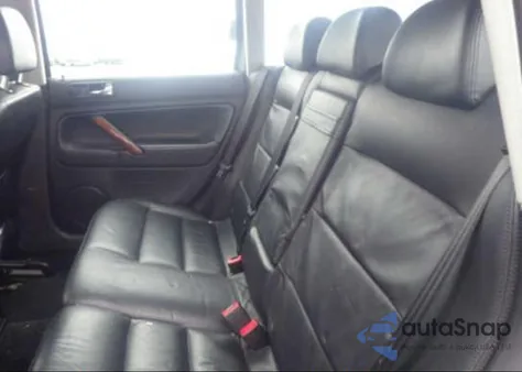 2003 Volkswagen Passat Glx from USA, damaged, VIN WVWWH63B53E137185